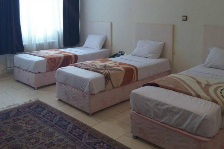 Arad Hotel Triple room