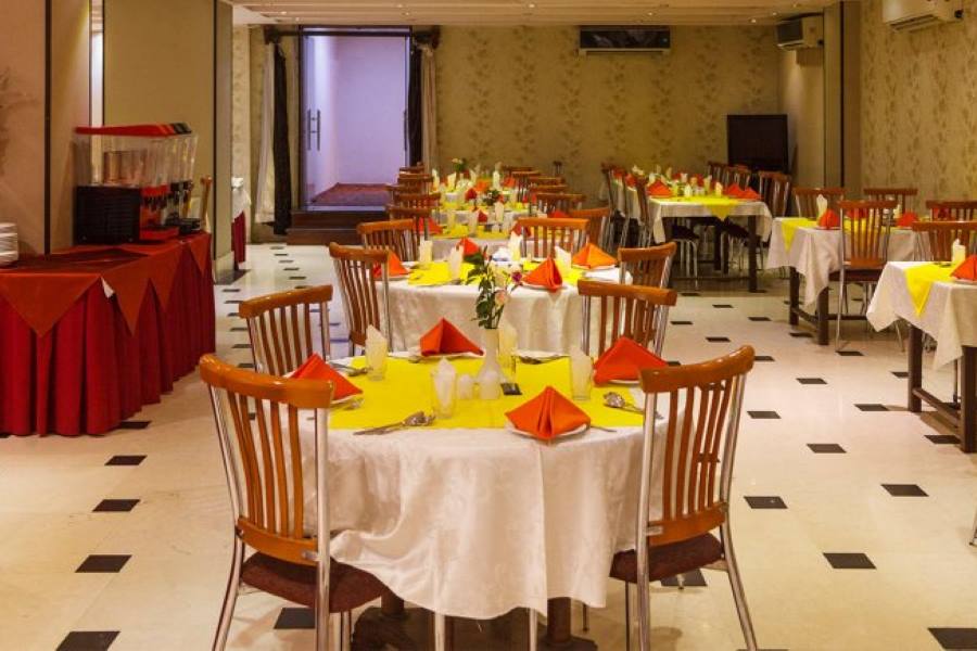 Baba Taher hotel restaurant