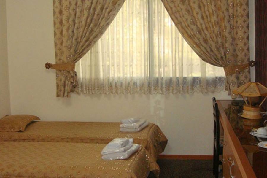 Bostan hotel twin room