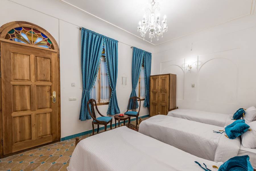 Ghasr Monshi Hotel Isfahan