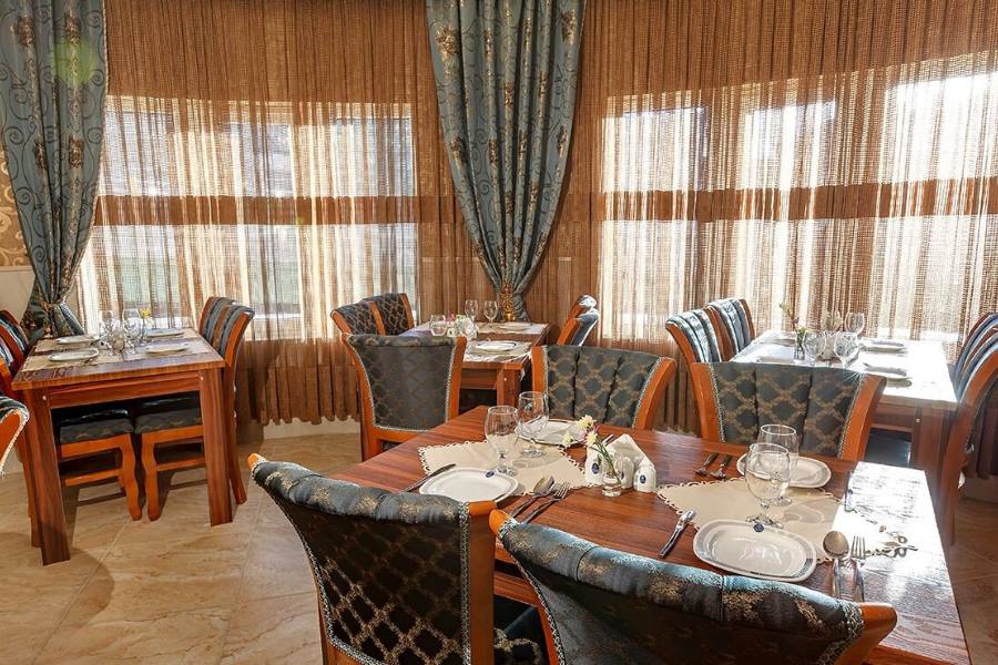 bahar Hotel restaurant