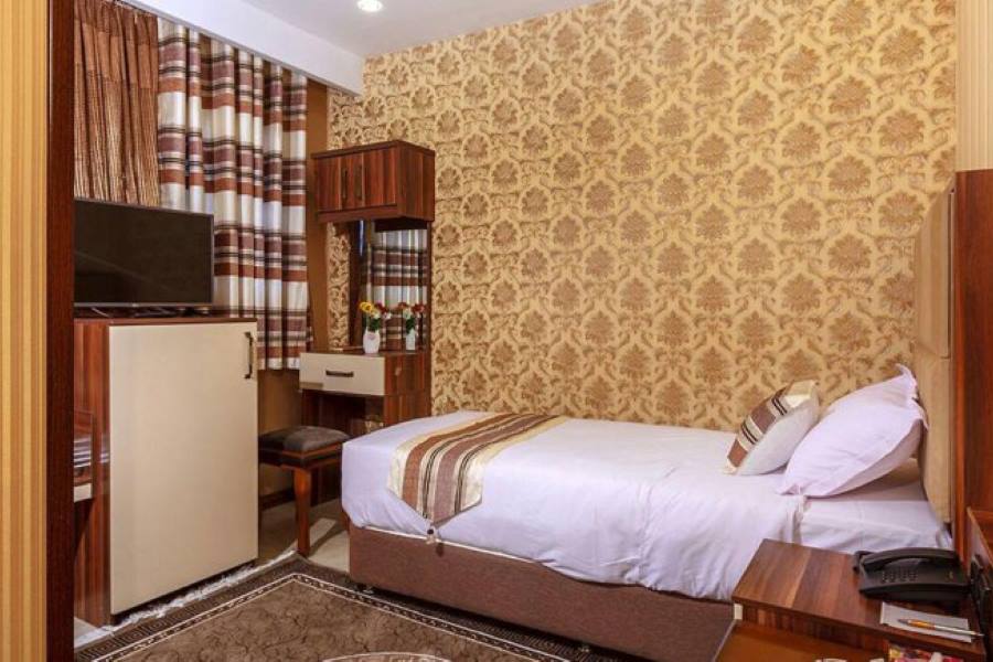 bahar Hotel single room